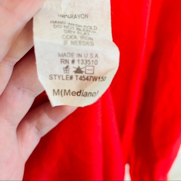 Francesca’s red bow tie blouse size medi… - Picture 5 of 5
